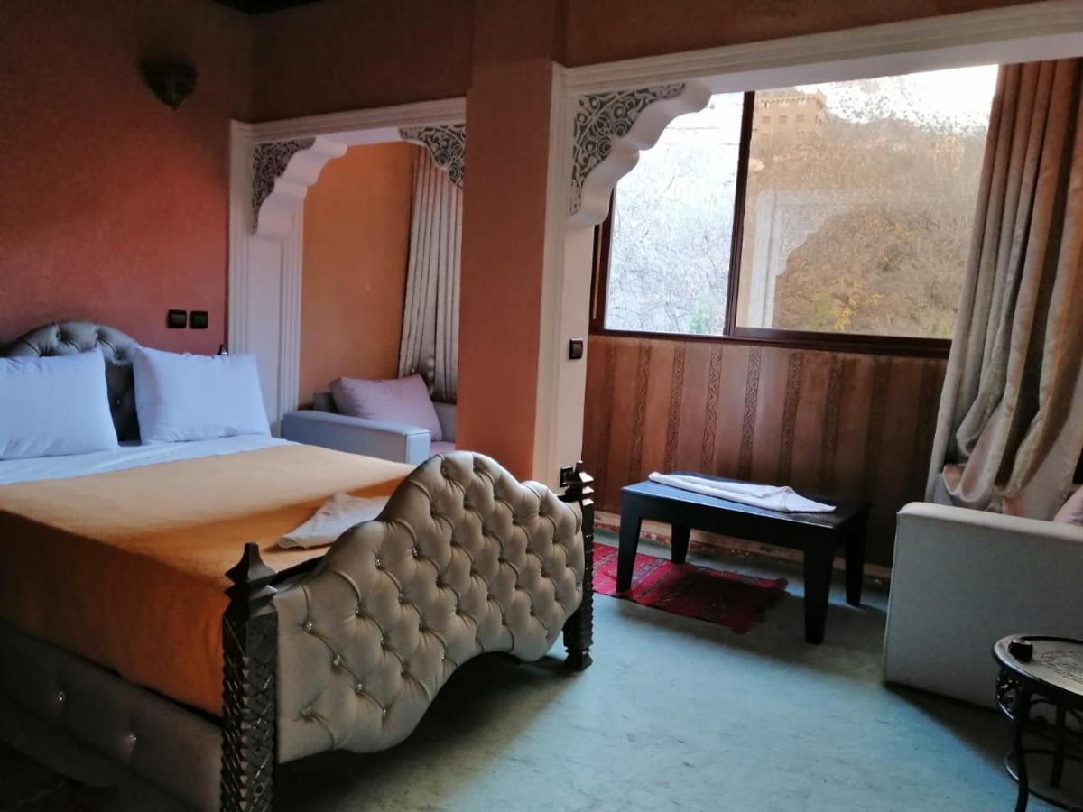 Hotel Restaurant Les Etoiles Du Toubkal Имлил Екстериор снимка