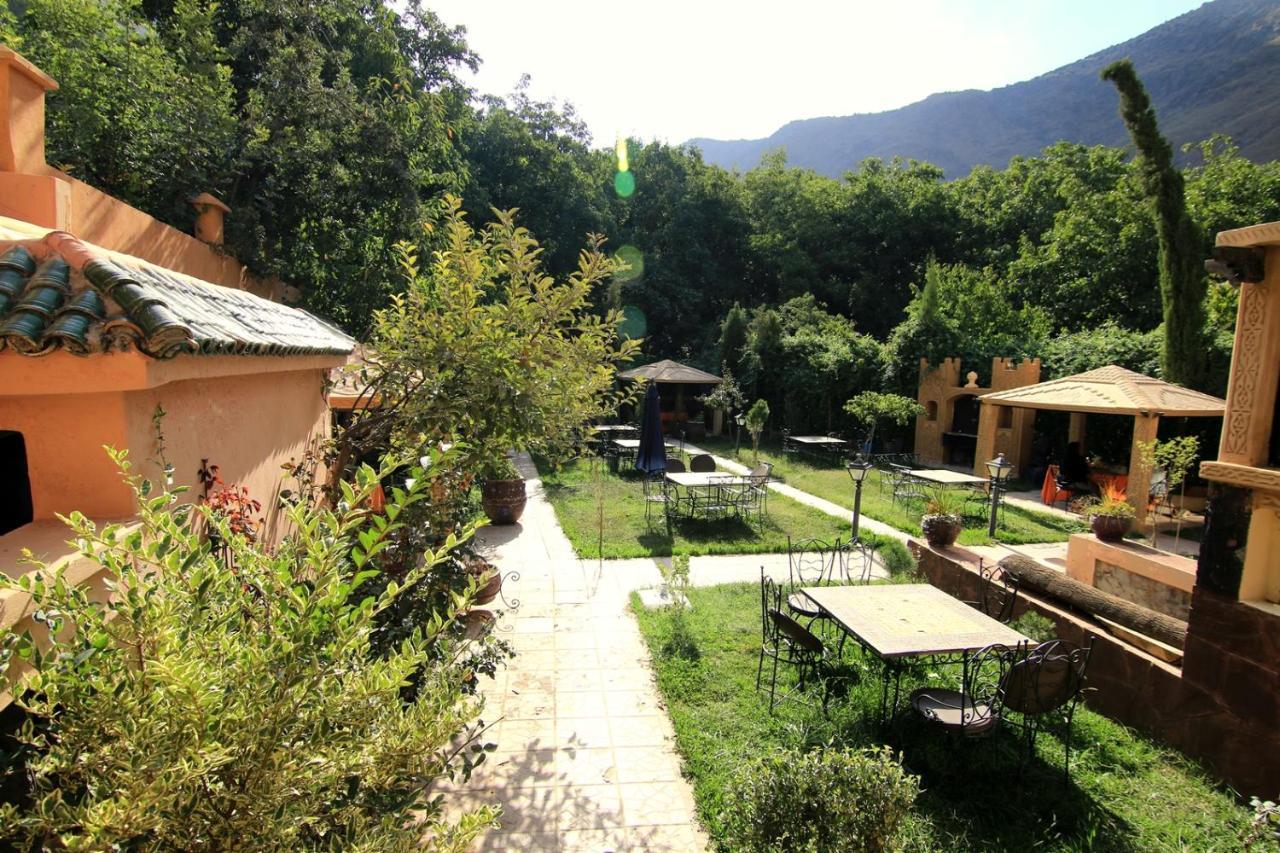 Hotel Restaurant Les Etoiles Du Toubkal Имлил Екстериор снимка