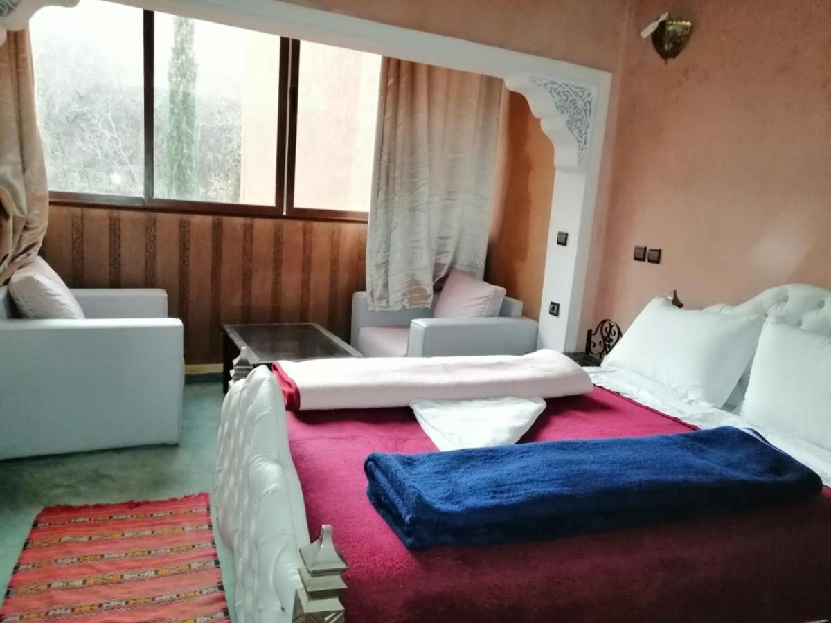 Hotel Restaurant Les Etoiles Du Toubkal Имлил Екстериор снимка