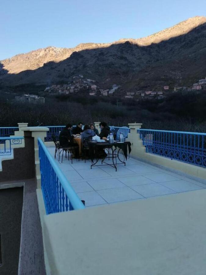 Hotel Restaurant Les Etoiles Du Toubkal Имлил Екстериор снимка