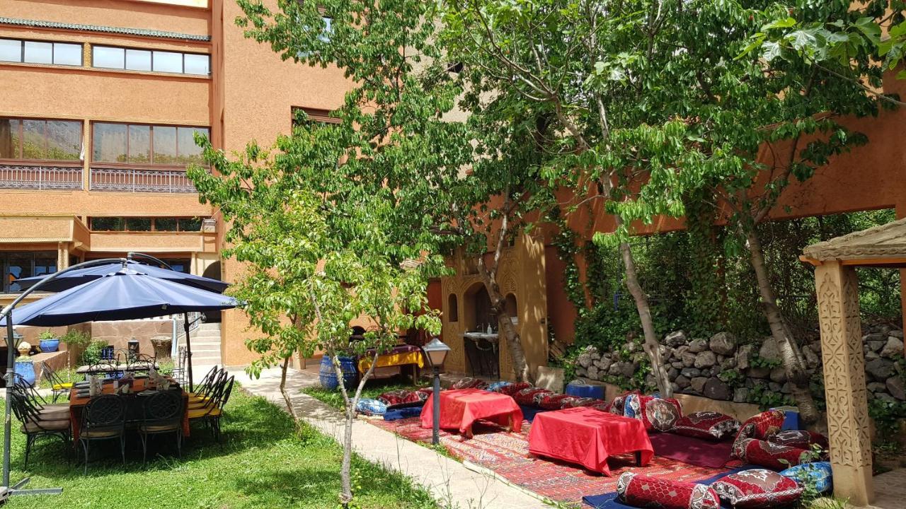 Hotel Restaurant Les Etoiles Du Toubkal Имлил Екстериор снимка